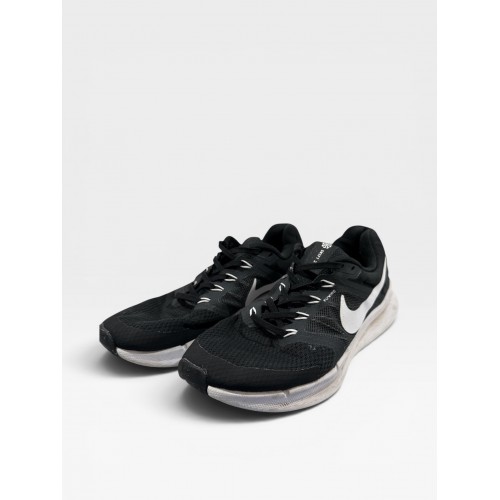 Nike Flywire Black White / Pre-Owned